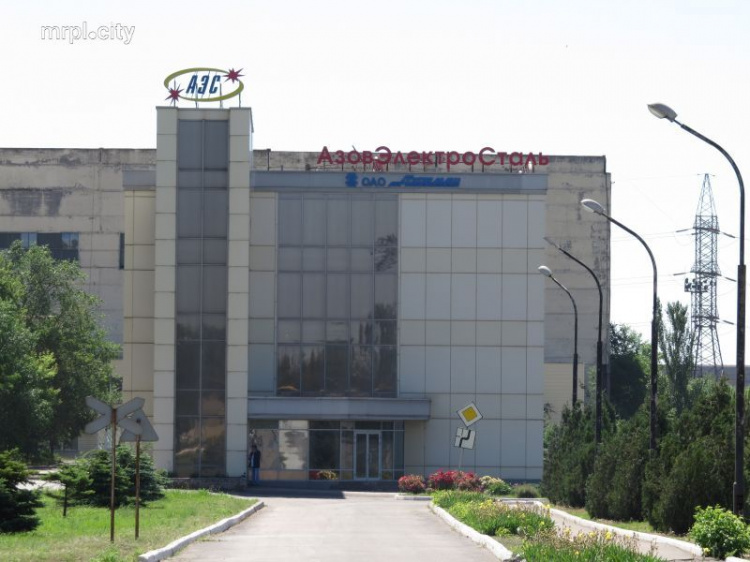Суд идёт: «Азовэлектросталь» выбрасывает нефильтрованные выхлопы на мариупольцев, игнорируя госинспекторов (ФОТО+ВИДЕО)