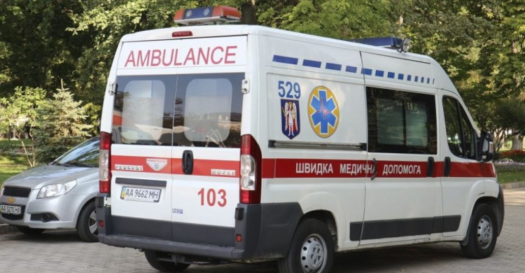 В Мариуполе водитель сбил 14-летнего мопедиста