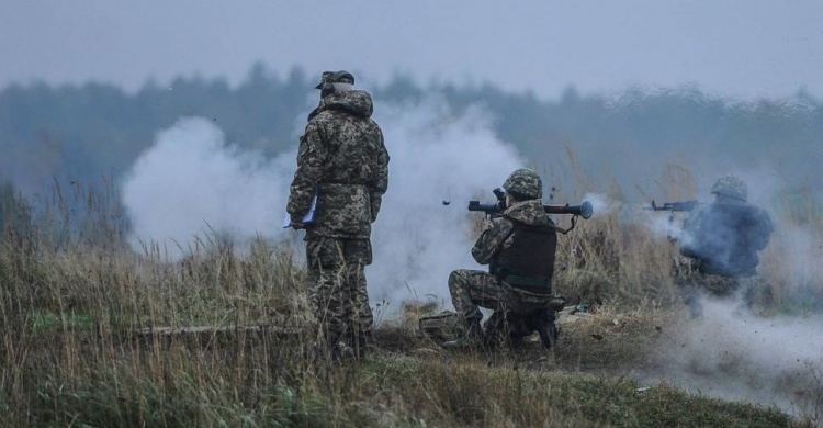 Украинские военные попали в засаду во время эвакуации погибшего побратима на Донетчине
