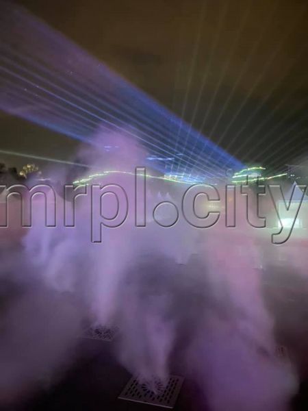 Как выглядит световое шоу в мариупольском парке имени Гурова