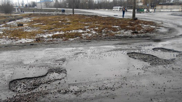 Более 1,5 тысячи км дорог на Донетчине – в аварийном состоянии (ФОТО)