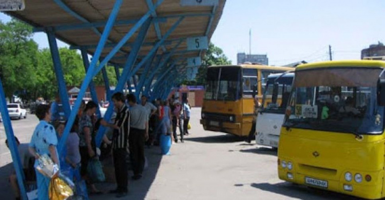 Продажа билетов «с окна»: с 22 мая пригородные автобусы начнут возить пассажиров в Мариуполь