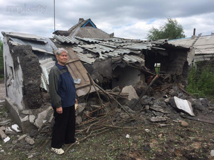 В сети опубликованы фото последствий  нового обстрела домов в Авдеевке (ФОТО)