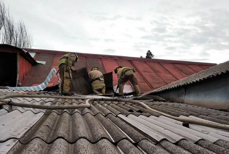 В мариупольской Сартане горело кафе. Пожарные назвали предварительную причину (ФОТО)