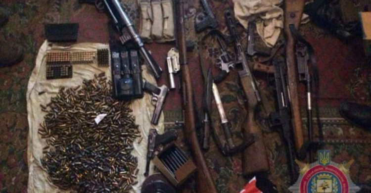 В Донецкой области стартовал месячник добровольной сдачи оружия