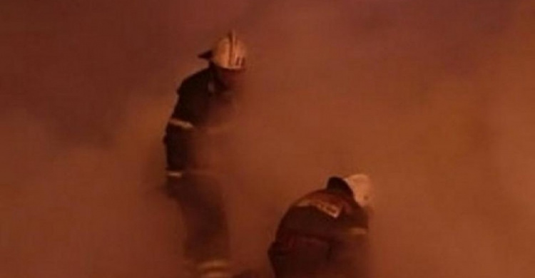 В Мариуполе на пожаре 75-летний мужчина получил отравление продуктами горения