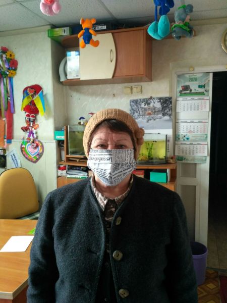 В Мариуполе волонтеры шьют маски для людей с инвалидностью (ФОТО)
