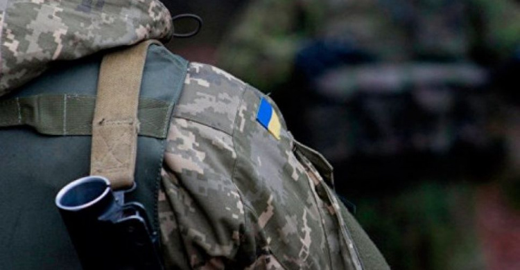 Выстрел в голову лишил жизни украинского бойца в воинской части под Мариуполем
