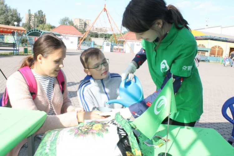 «Зеленый центр Метинвест» через проекты и конкурсы приобщает детей и подростков к экообразованию