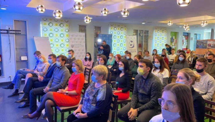 В Мариуполе собралась молодежь со всей Украины, которая стремится менять страну к лучшему