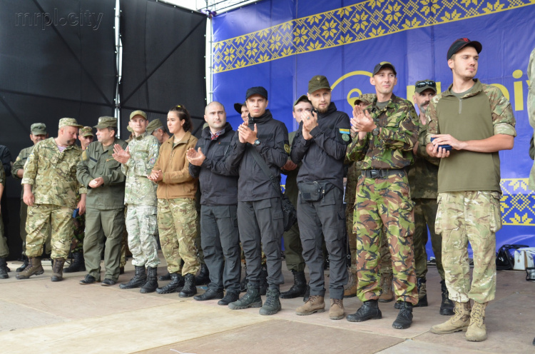 В Мариуполе наградили бойцов Нацгвардии за освобождение города в 2014 году (ФОТО+ВИДЕО)
