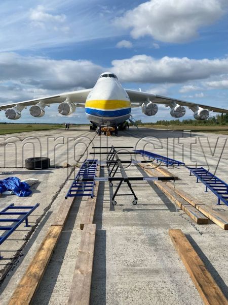 Мариуполец Александр Лашин готовится к мировому рекорду: силачи протянут самый большой в мире самолет