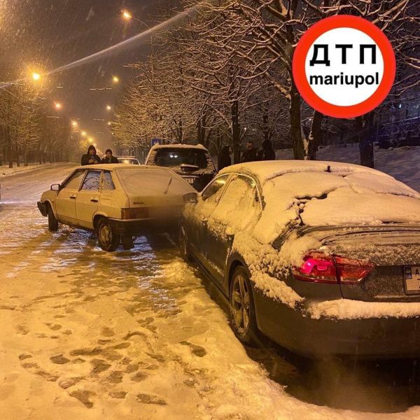 На заснеженных дорогах Мариупольского района всплеск ДТП