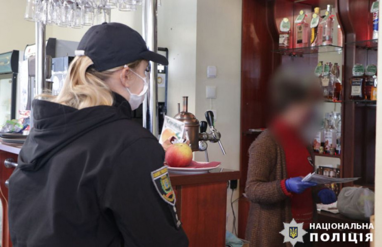 Полиция за нарушение карантина оштрафовала кафе и продавцов
