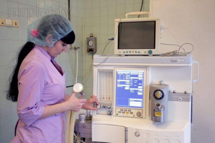 Меткомбинаты снабдили больницы Мариуполя кислородом в объеме 40 тыс. кубометров