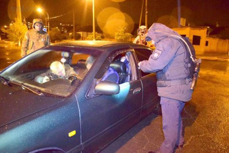 В первую неделю Нового года мариупольцы вызывали полицию более 600 раз (ФОТО)