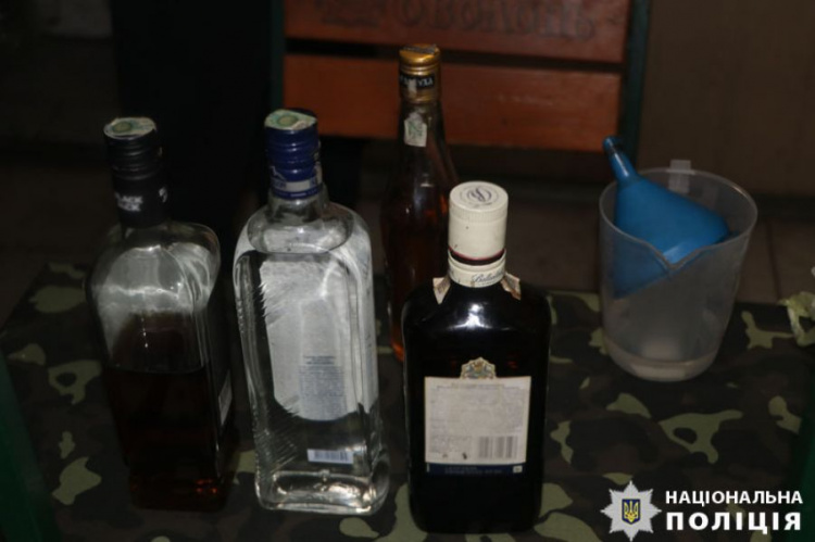 В Мариуполе четыре заведения торговали суррогатами алкоголя