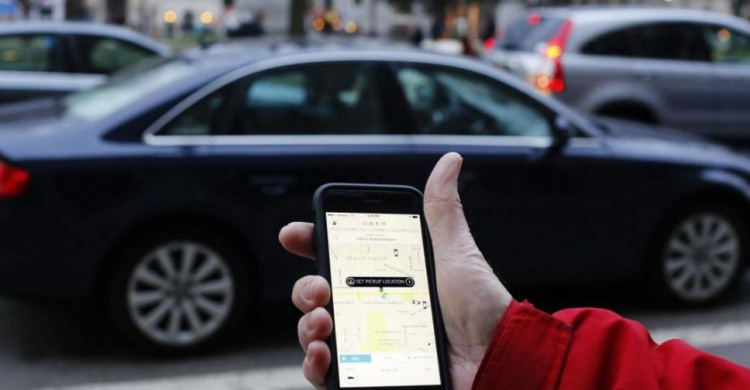 Поездка в один «клик»: в Мариуполе запускают Uber