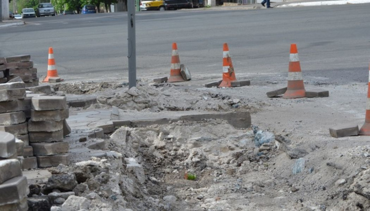 Реконструкция проспекта Мира в Мариуполе пройдет в несколько этапов (ФОТО)
