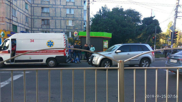 ДТП в Мариуполе: на городской улице сбили двоих детей (ФОТО+УТОЧНЕНИЕ)