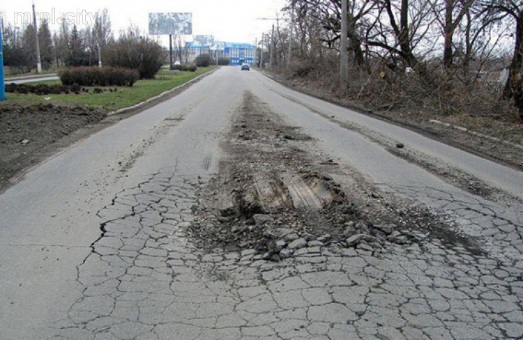 Более 1,5 тысячи км дорог на Донетчине – в аварийном состоянии (ФОТО)