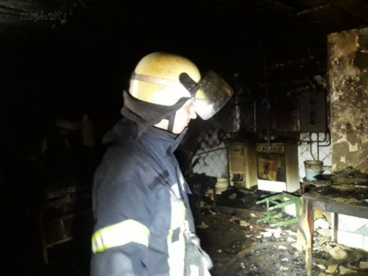 В частном доме в Мариуполе сгорела женщина (ФОТО)