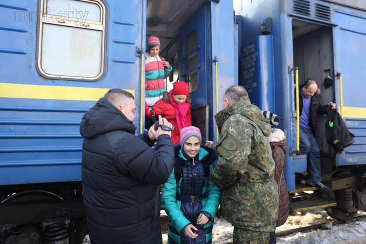 Столичная полиция провела для мариупольской детворы экскурсию по Киеву (ФОТО+ВИДЕО)