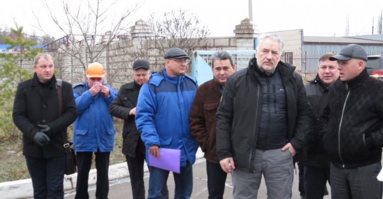 Жебривский: В Мариуполе канализация перестанет заливать улицы из прорванных коллекторов (ФОТО)
