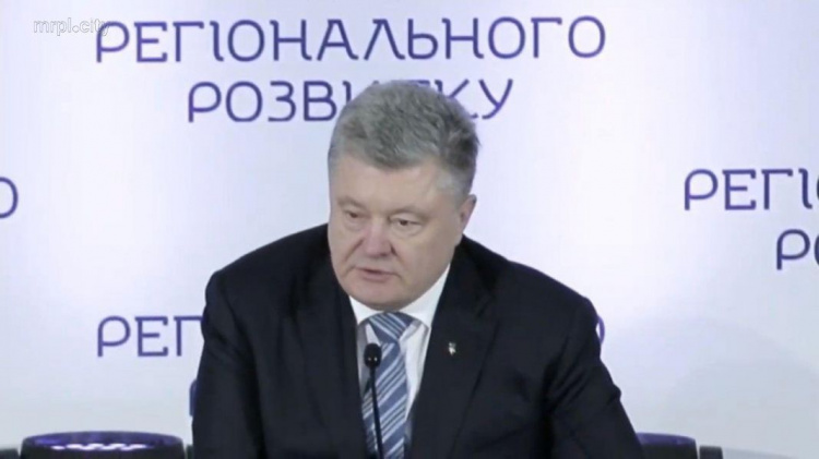 Президент: Благодаря повышению зарплаты металлургам украинцы возвращаются в страну