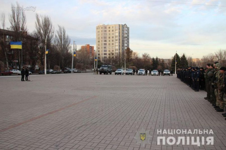 На улицы Донетчины в первые зимние выходные выйдут 1000 полицейских  (ФОТО)