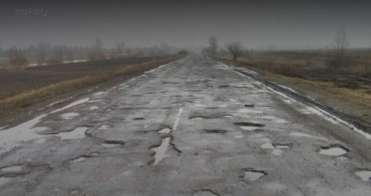 Дорогу Мариуполь-Запорожье отремонтируют за 682 млн грн.