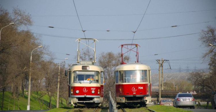 В день футбольного матча в Мариуполе будут курсировать дополнительные трамваи