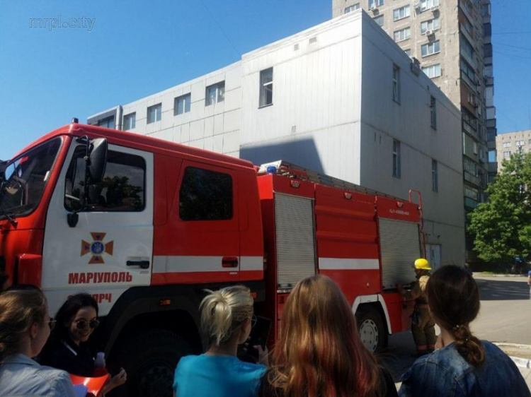 В Мариуполе состоялся всеукраинский «террористический флешмоб» с эвакуацией, оцеплением и поиском взрывчатки