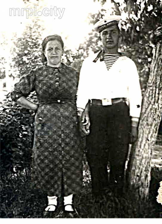 Ваня Саверский с мамой Матреной