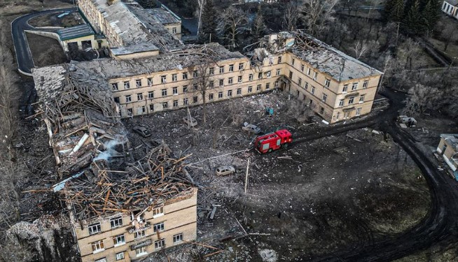 Просочуються як таргани: окупанти намагаються оточити українські сили в Селидовому