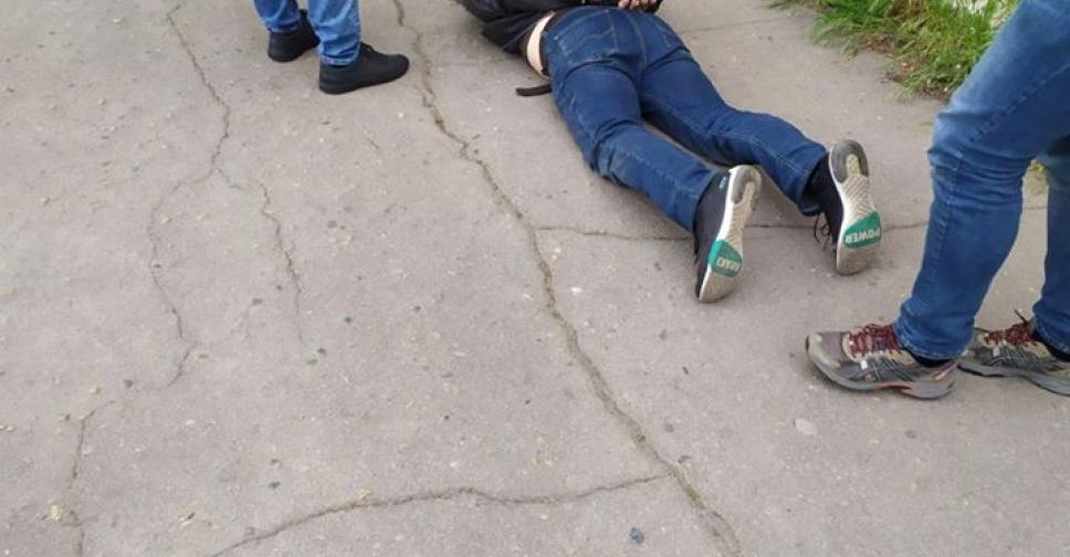 Полицейские за 30 тысяч гривен обещали мариупольцу закрыть уголовное производство (ФОТО)