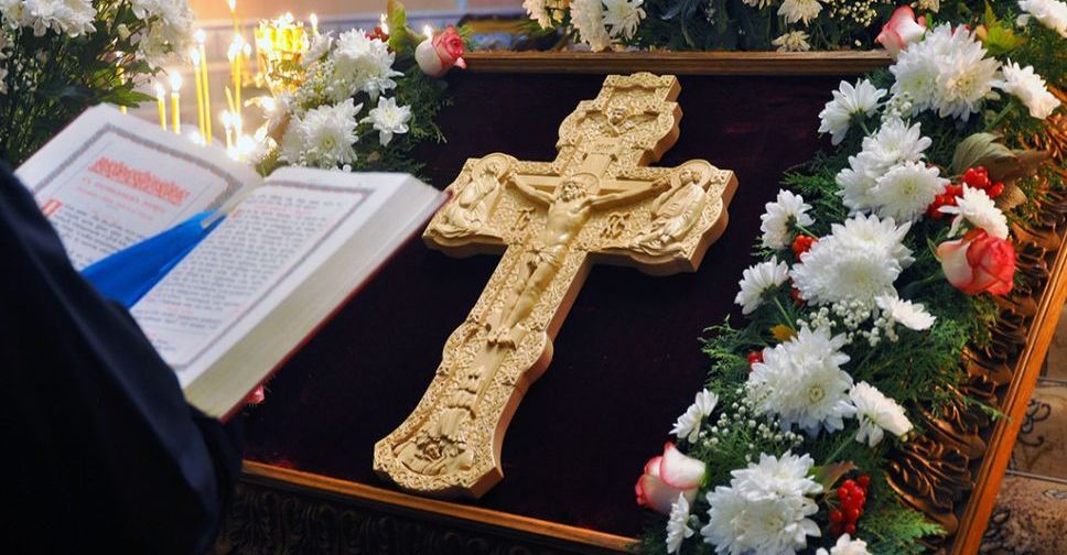 Мариупольские православные празднуют Воздвижение Креста Господня (ОНЛАЙН) 