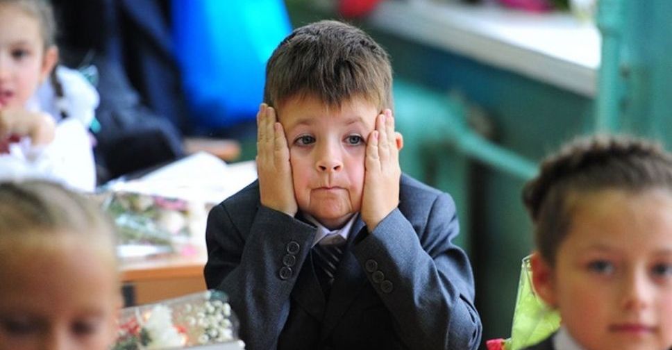 Первоклассное вымогательство: за что родители мариупольских школьников не обязаны платить