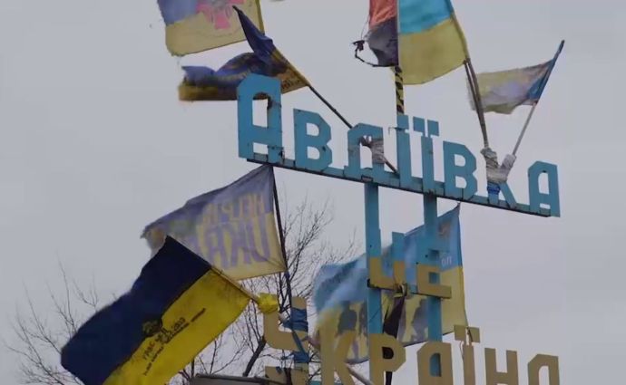 ЗСУ розстріляли з танка російську бронетехніку та позиції під Авдіївкою
