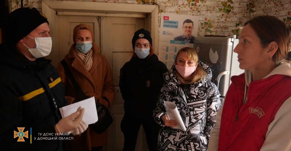 Чтобы не случилась беда: мариупольские спасатели приехали домой к многодетным семьям