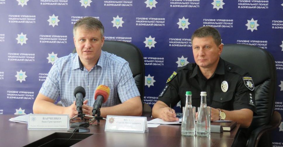 Выборы народных депутатов: на Донетчине уже хулиганят
