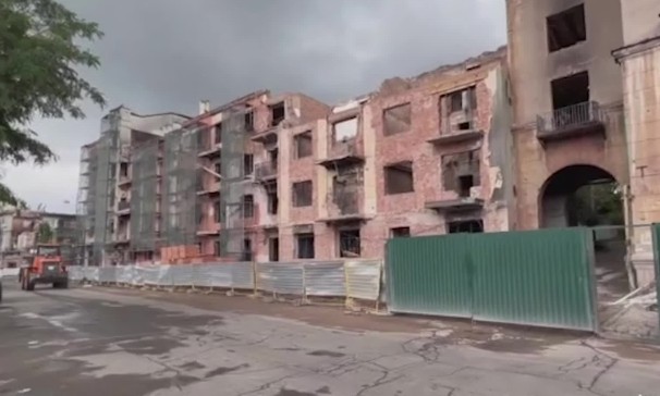 Маріупольців виселяють за відмову від російського паспорта: як нерухомість визнають “безхазяйною”