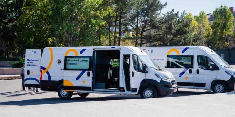На Донеччині з’являться мобільні центри зайнятості – як послуги можна отримати