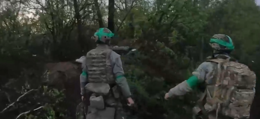 Азовці відбили штурм росіян на Донеччині