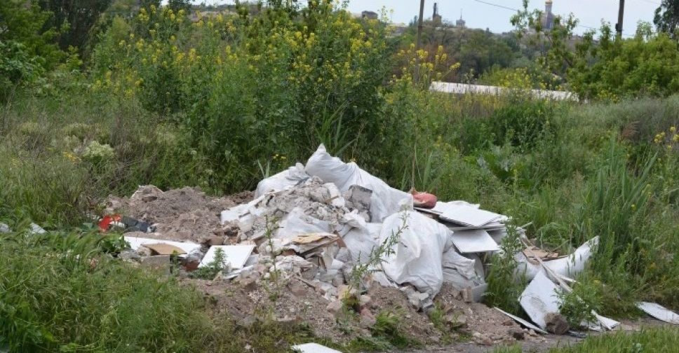 Мариупольцам за создание свалок грозит штраф до 1700 гривен (ФОТО)