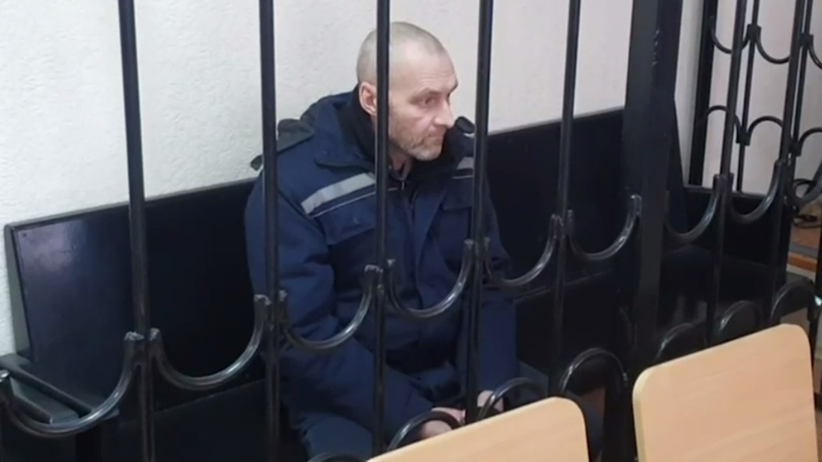Застрелив цивільного  в Маріуполі: азовця окупанти засудили до 25 років колонії суворого режиму