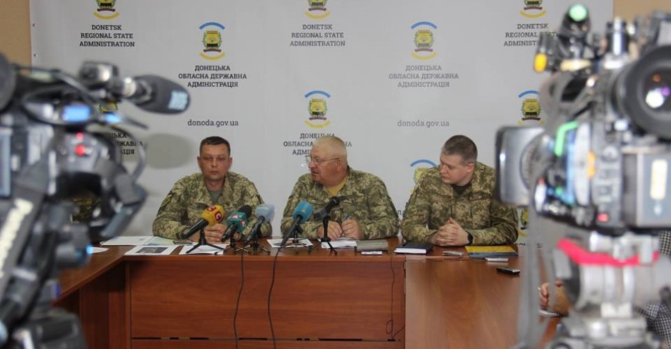 На передовой в Донбассе задержали заблудившихся военных медиков из Питера (ФОТО)