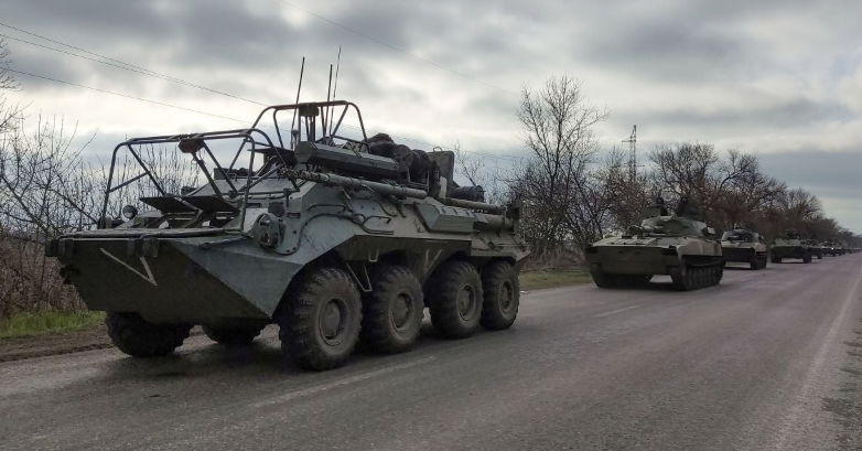 Окупанти перекидають резерви з українського фронту на Курщину
