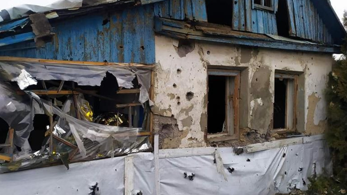 З артилерії – по будинках: внаслідок обстрілу Часовоярської громади на Донеччині загинули цивільні