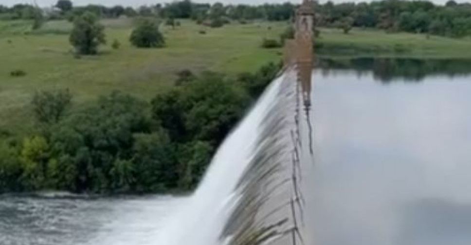 Уровень воды в водохранилище под Мариуполем выше допустимого. Есть ли опасность для населения?